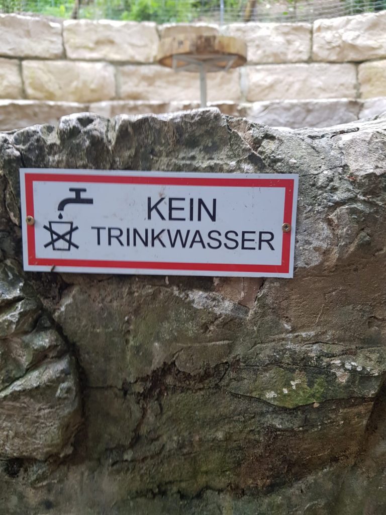 Vorsicht vor dem Hasenbrünnele – „Kein Trinkwasser“!