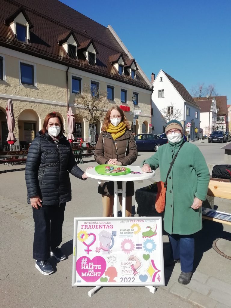 Eva Lettenbauer zu Gast beim Frauentag in Wertingen