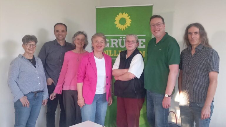 Gisela Sengl, Landesvorsitzende der Grünen, zu Gast bei der Kreisversammlung der Grünen in Dillingen – Auftakt zum Kommunalwahlkampf